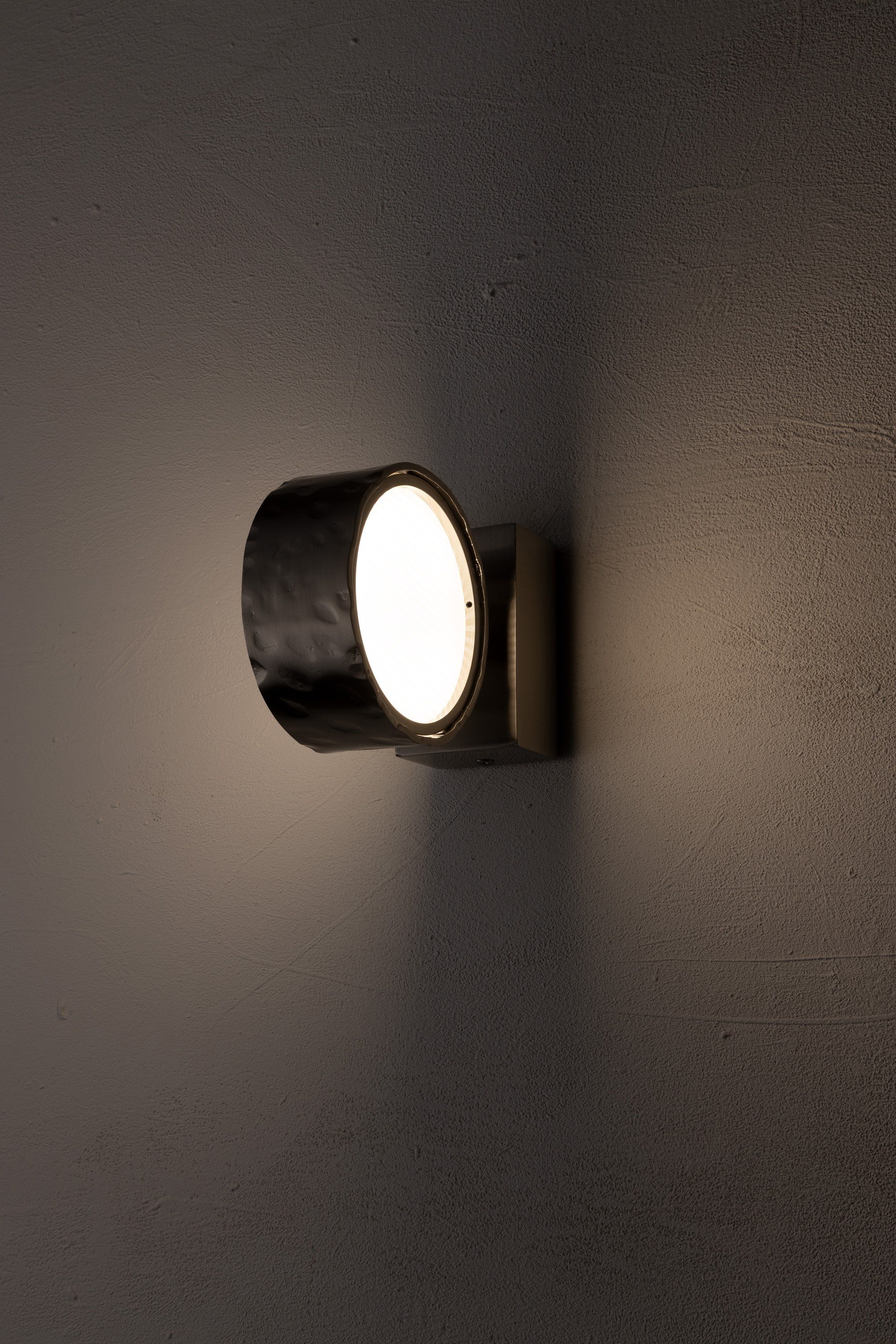 Металлический светодиодный настенный светильник STILLUX В центре внимания ARCH-00122929 - Вид №6