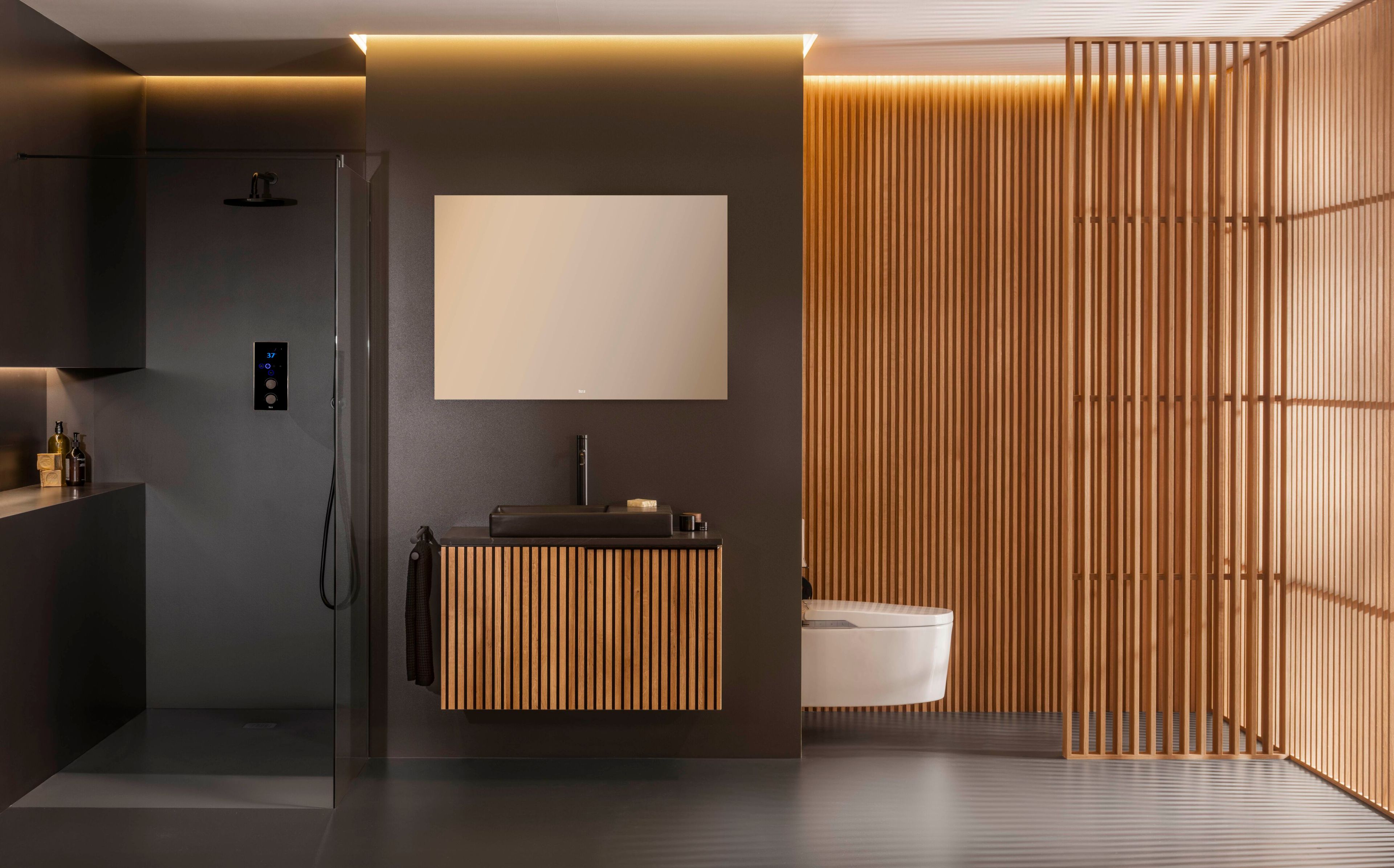 Керамический подвесной туалет для биде без бриды Roca in-Wash® Insignia ARCH-00010917 - Вид №1