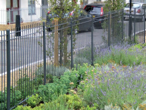 Стальной забор