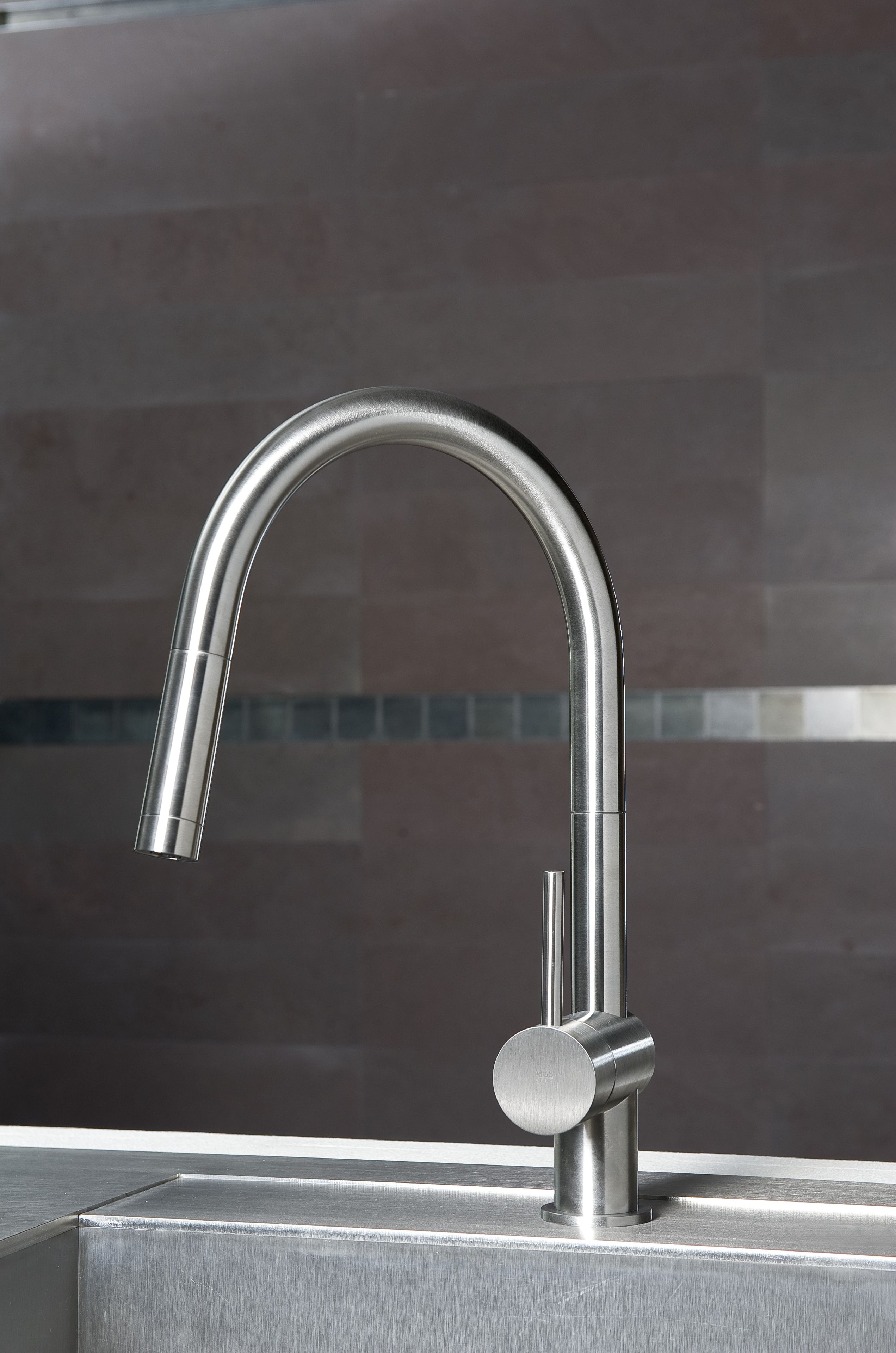 Смеситель для кухни из нержавеющей стали со съемным ручным душем MGS ARCH-00011625 - Вид №1