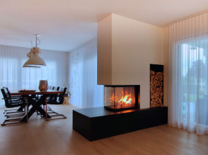 Стальной дровяной камин с тройным фасадом