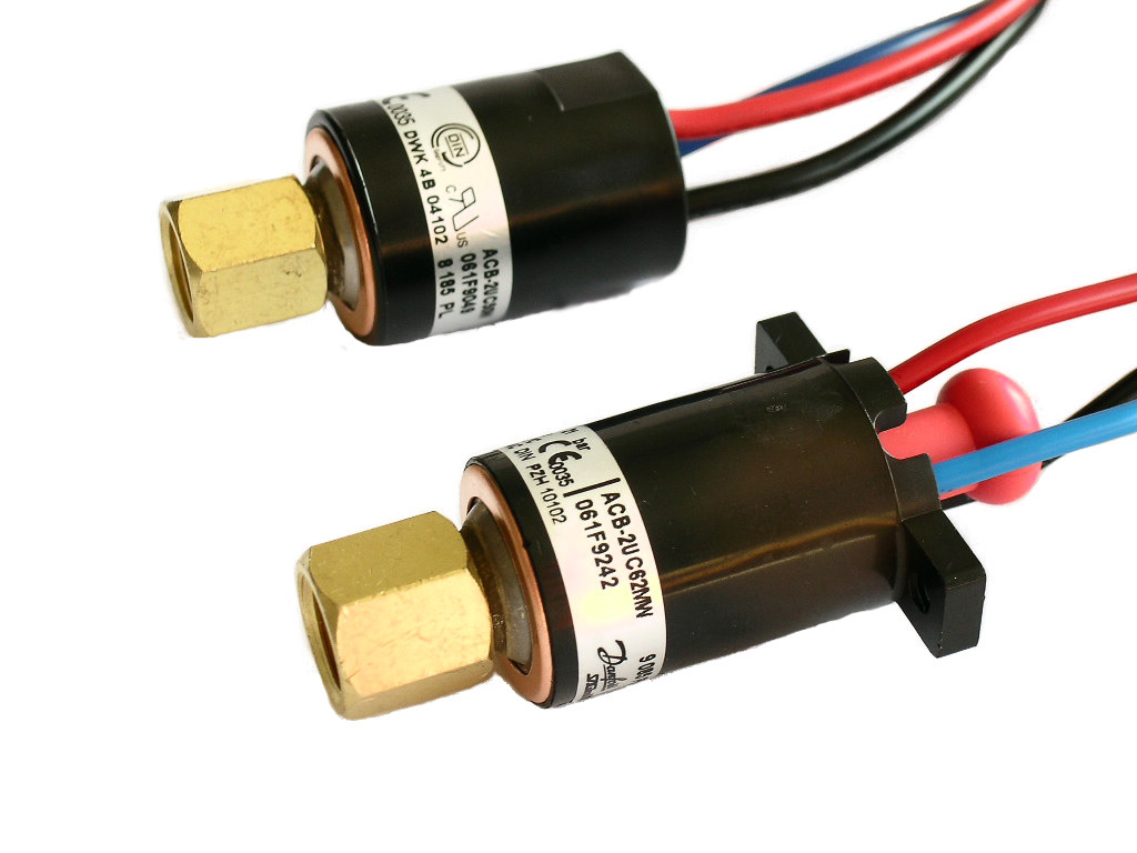 Danfoss Реле давления картриджные ACB ACB-2UA529W реле давления 061F7530 