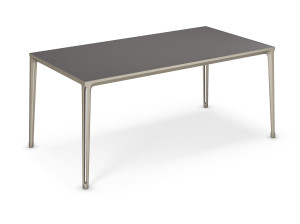 Прямоугольный стол из алюминия и стекла