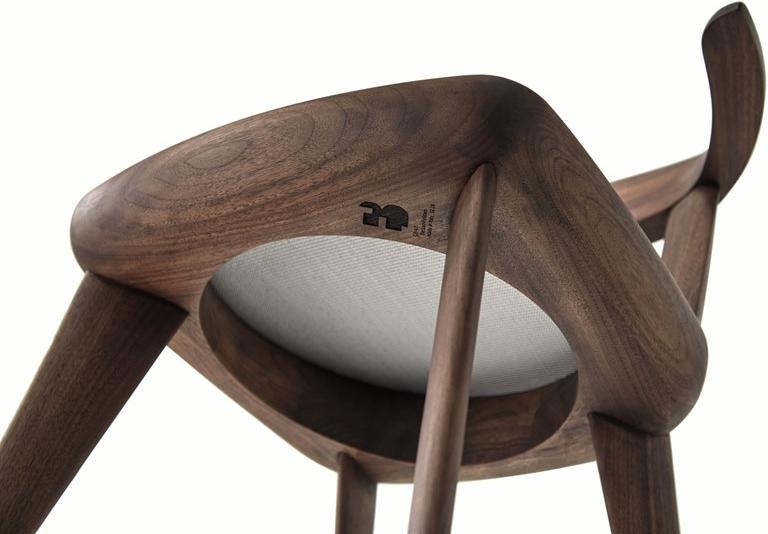 BassamFellows Стул из массива дерева с подлокотниками Brutus Cb-471 - Вид №6