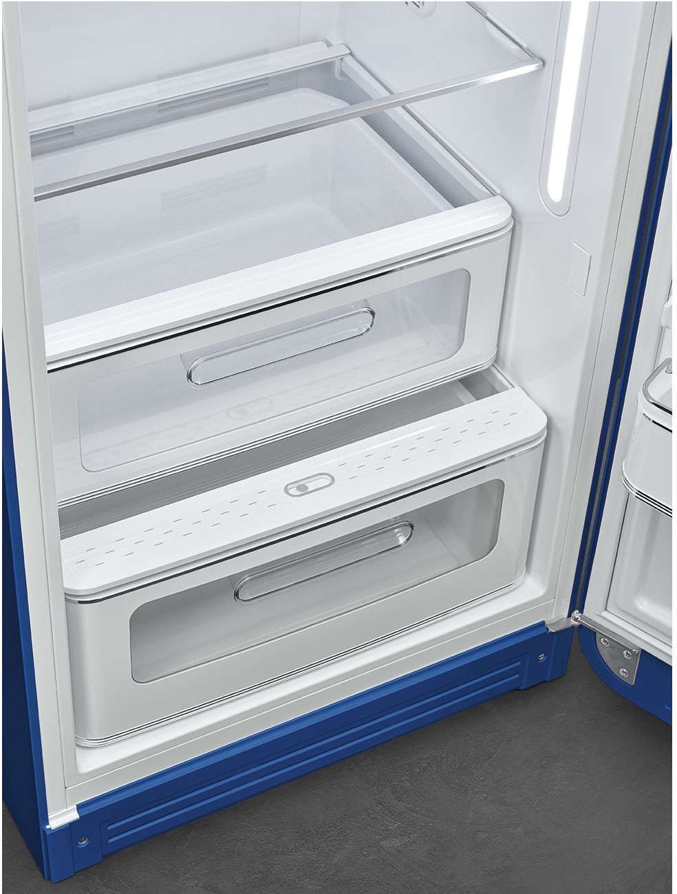FAB28RBE5 Холодильник / отдельностоящий однодверный холодильник, стиль 50-х годов, 60 см, синий, петли справа SMEG  - Вид №5