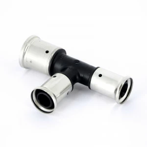 Тройник пресс PVDF HENCO 26x20x20