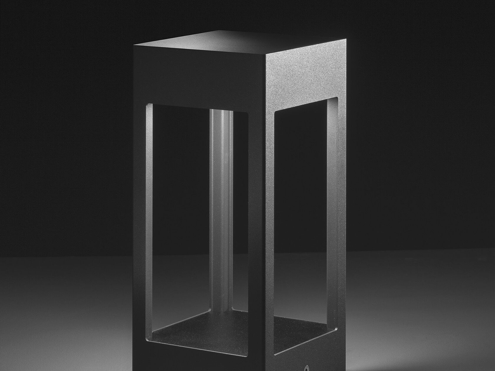 Светодиодный световой столб [LND] Unexpected ARCH-00076738 - Вид №1