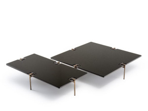 Низкий журнальный столик