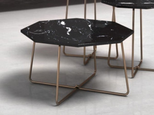 Низкий восьмиугольный журнальный столик из керамогранита