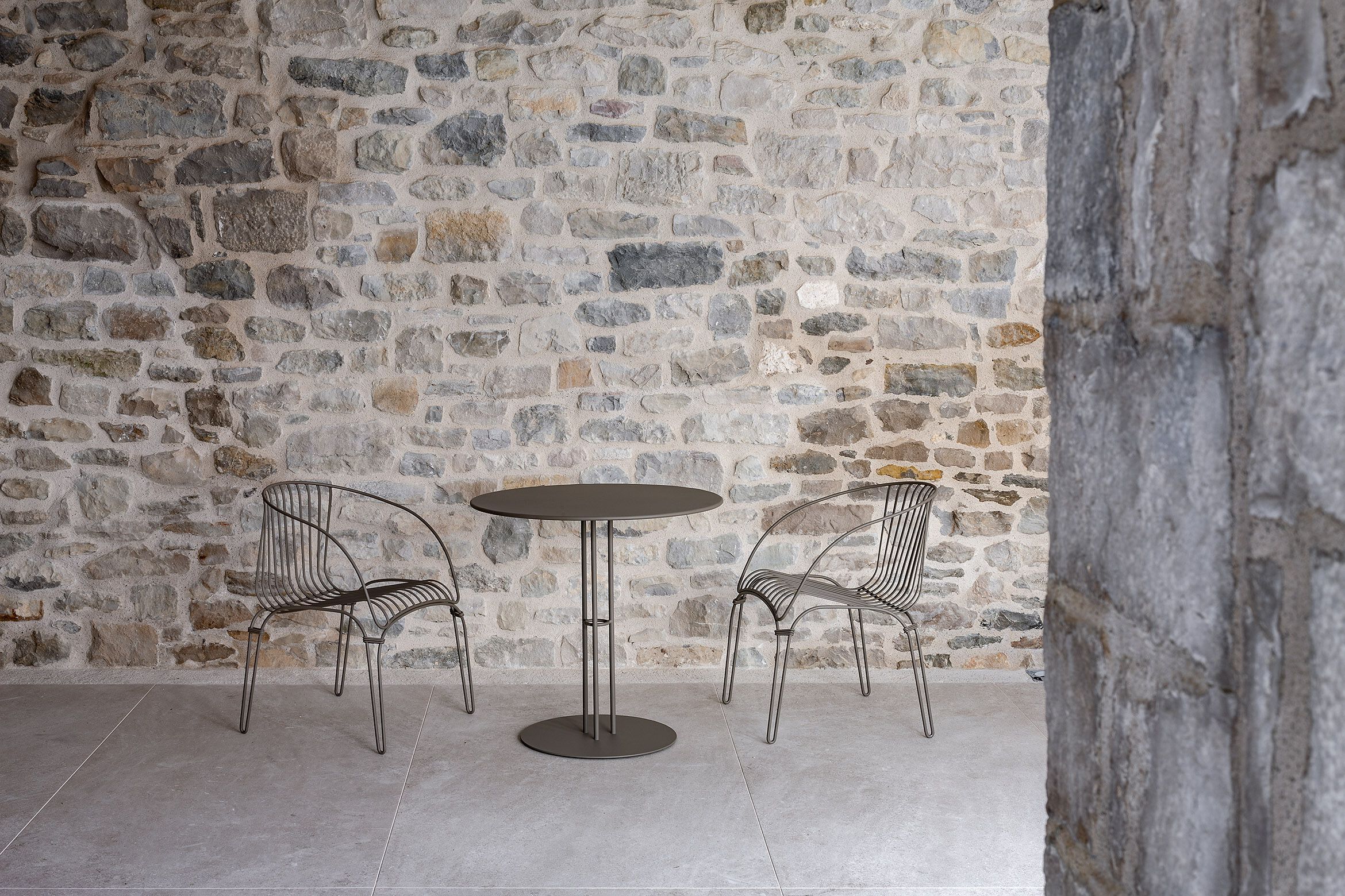 Стальной круглый садовый стол iSimar Paradiso ARCH-00098645 - Вид №1