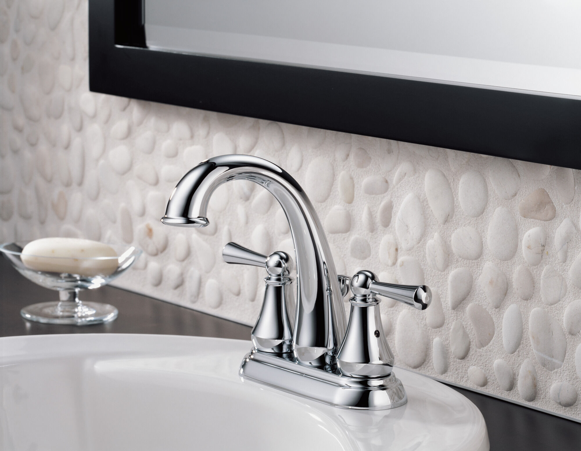 25901LF Смеситель для ванной комнаты с двумя ручками Delta Faucet Lewiston Хром  - Вид №1