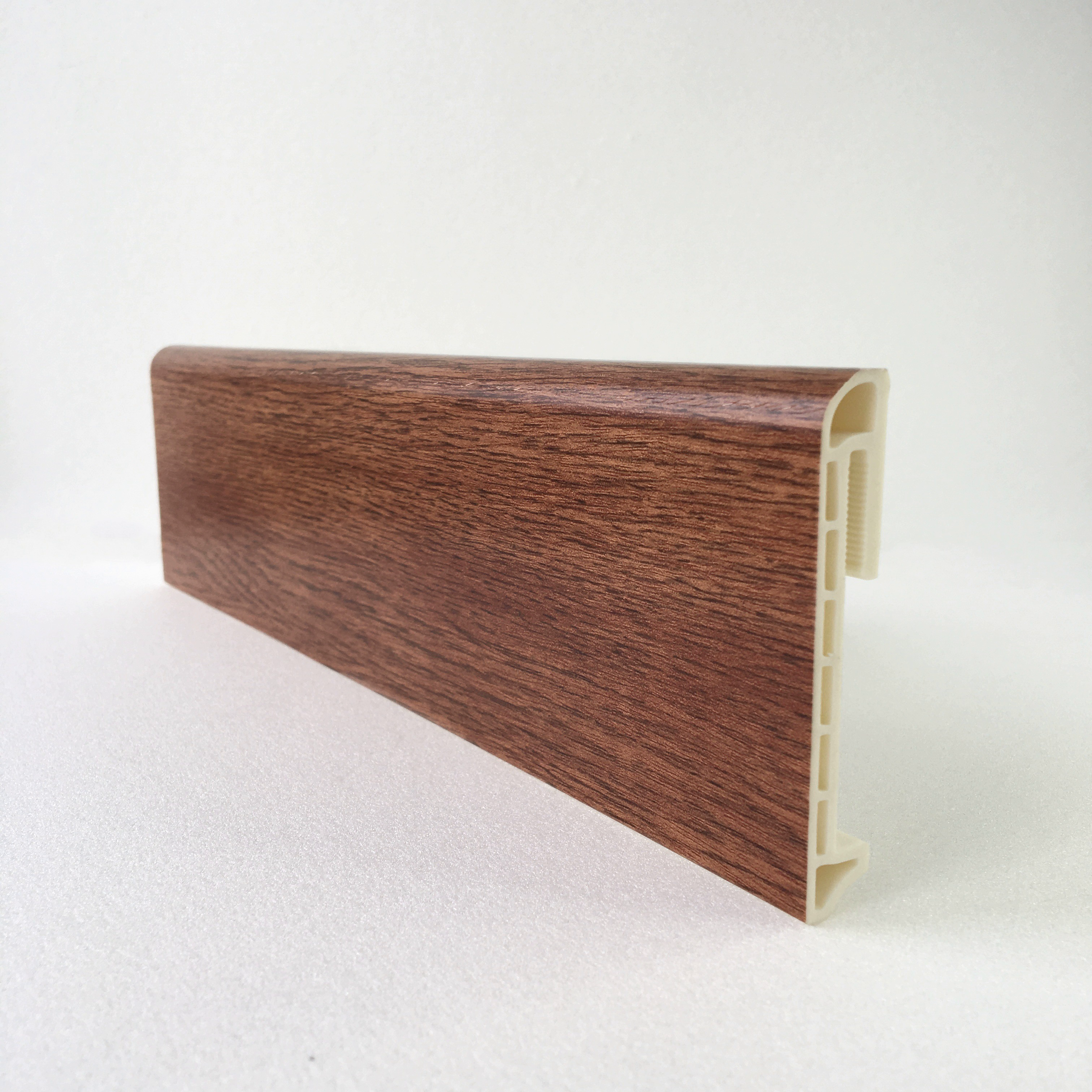 Напольный плинтус  Ясень тёмный 80мм DEKOR PANEL DP060