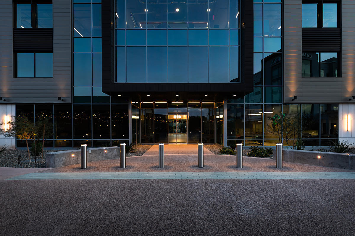 FSRT242 Столбик безопасности helio m30 / k4, серия 900  Forms-surfaces  - Вид №2