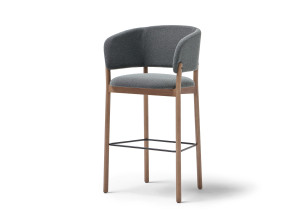 Тканевый мягкий стул