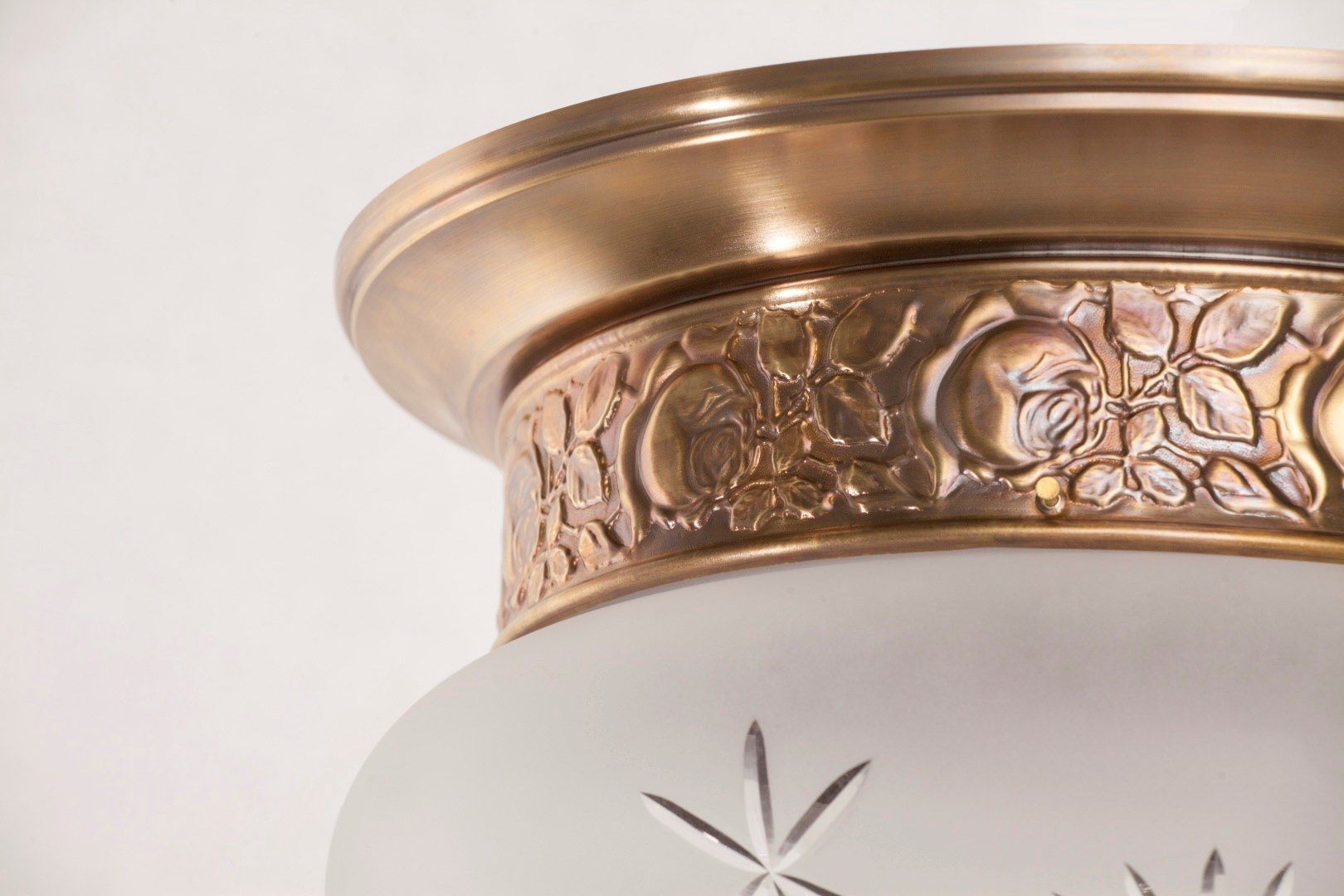 Латунный потолочный светильник Patinas Lighting PECS ARCH-00076160 - Вид №8