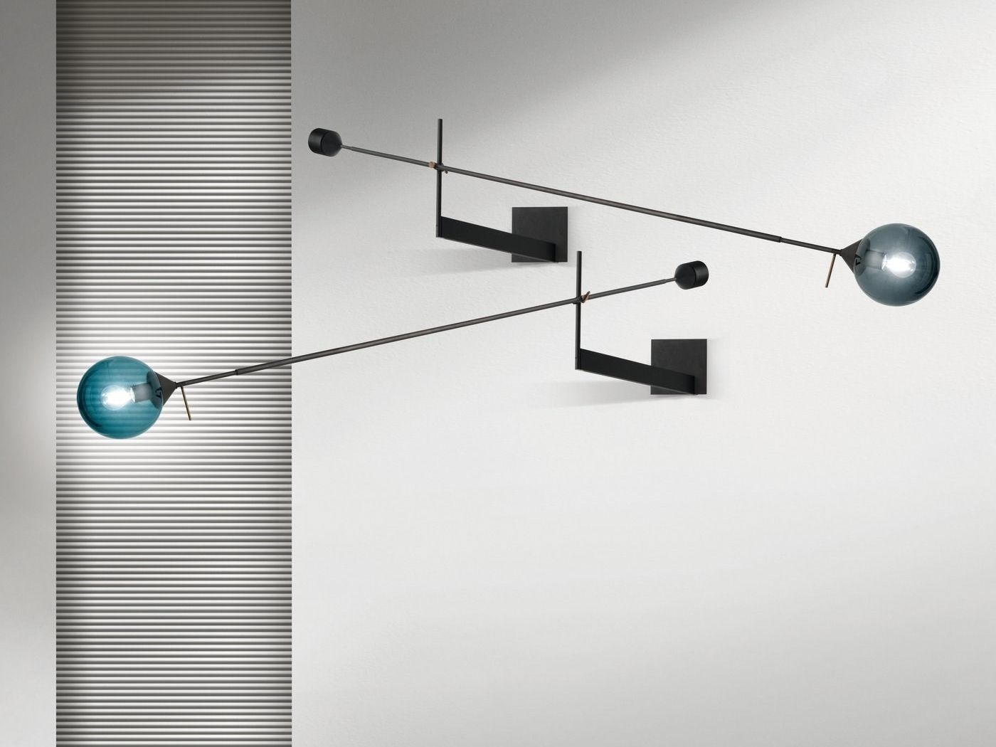 Настенный светильник из дутого стекла Giorgetti Kendama ARCH-00102569 - Вид №1