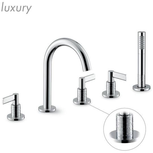 newform Смеситель для ванны на 5 отверстий с ручным душем Blink chic 71082c - 71182c - Вид №1