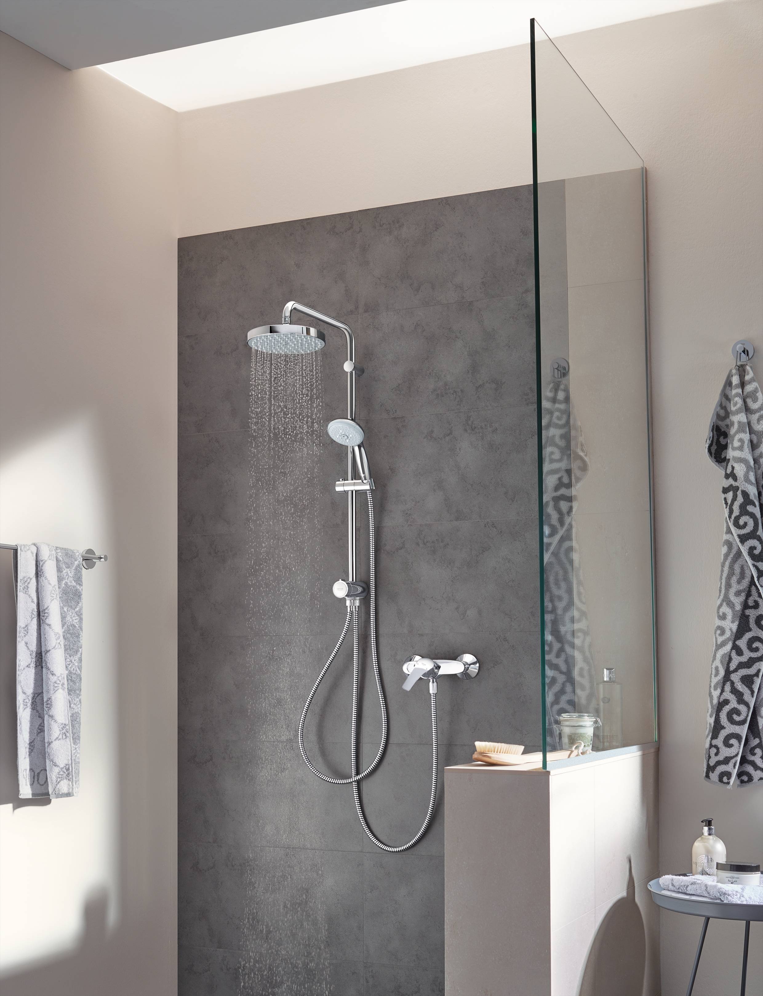 Душевая система GROHE New Tempesta 200 с переключателем (без смесителя), хром (27389001) - Вид №1