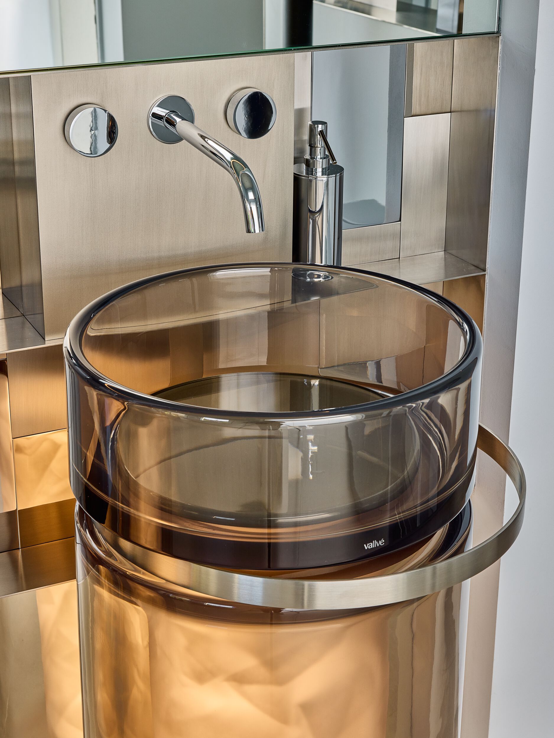 Отдельно стоящий умывальник из смолы Vallvé DOUBLE C ARCH-00070920 - Вид №1