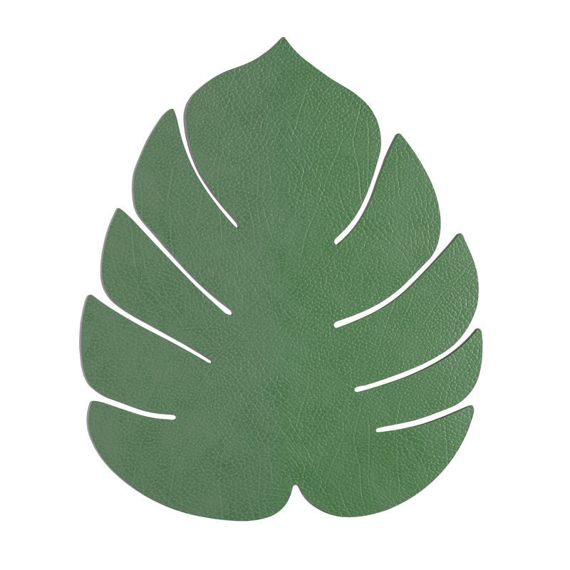 990218 HIPPO forest green подстановочная салфетка лист монстеры 42х35 см, толщина 1,6мм;LIND DNA 