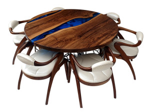 Обеденный набор из дерева и смолы