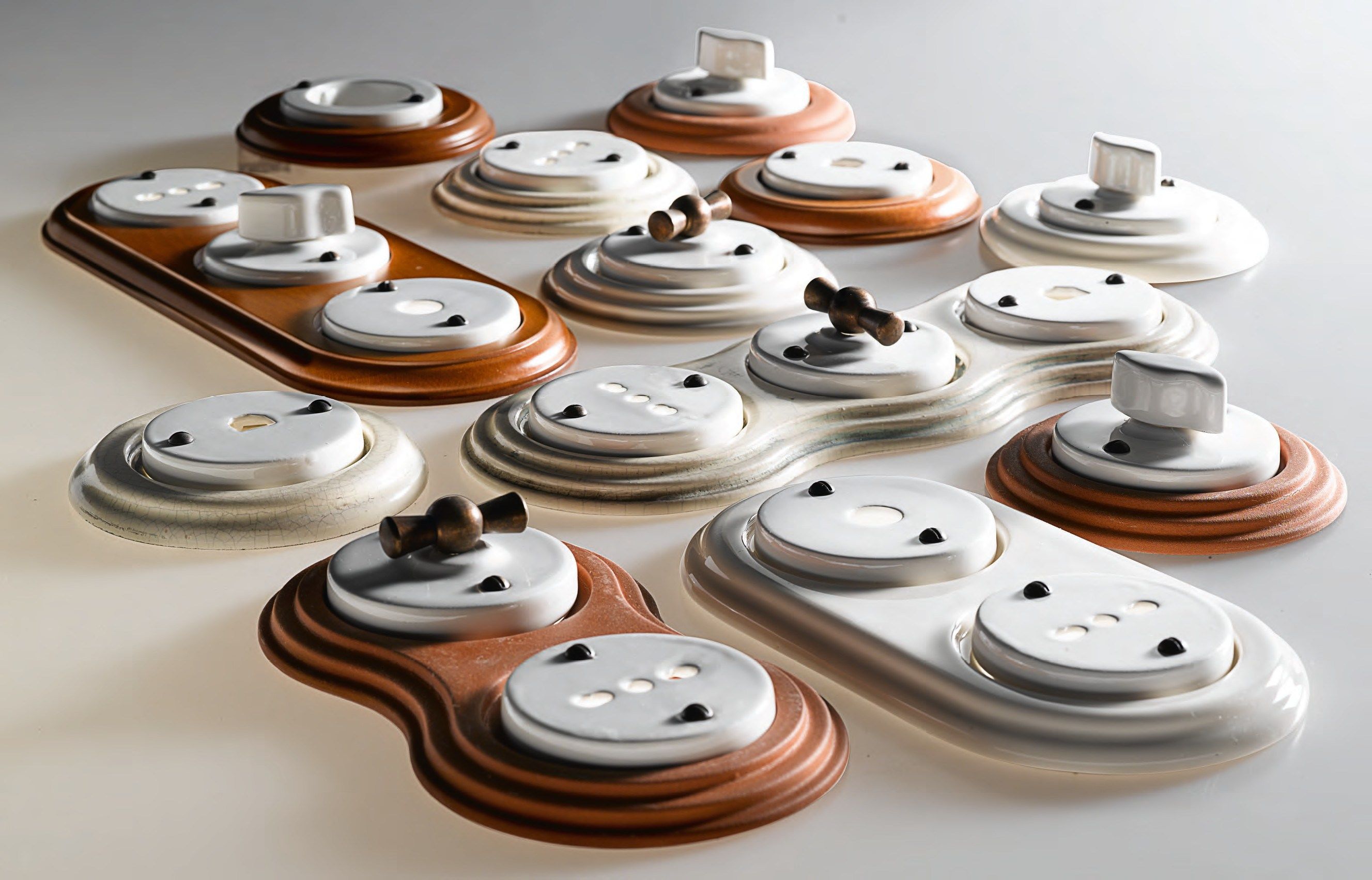 Керамическая одиночная электрическая розетка schuko Aldo Bernardi Аквариум ARCH-00076875 - Вид №1