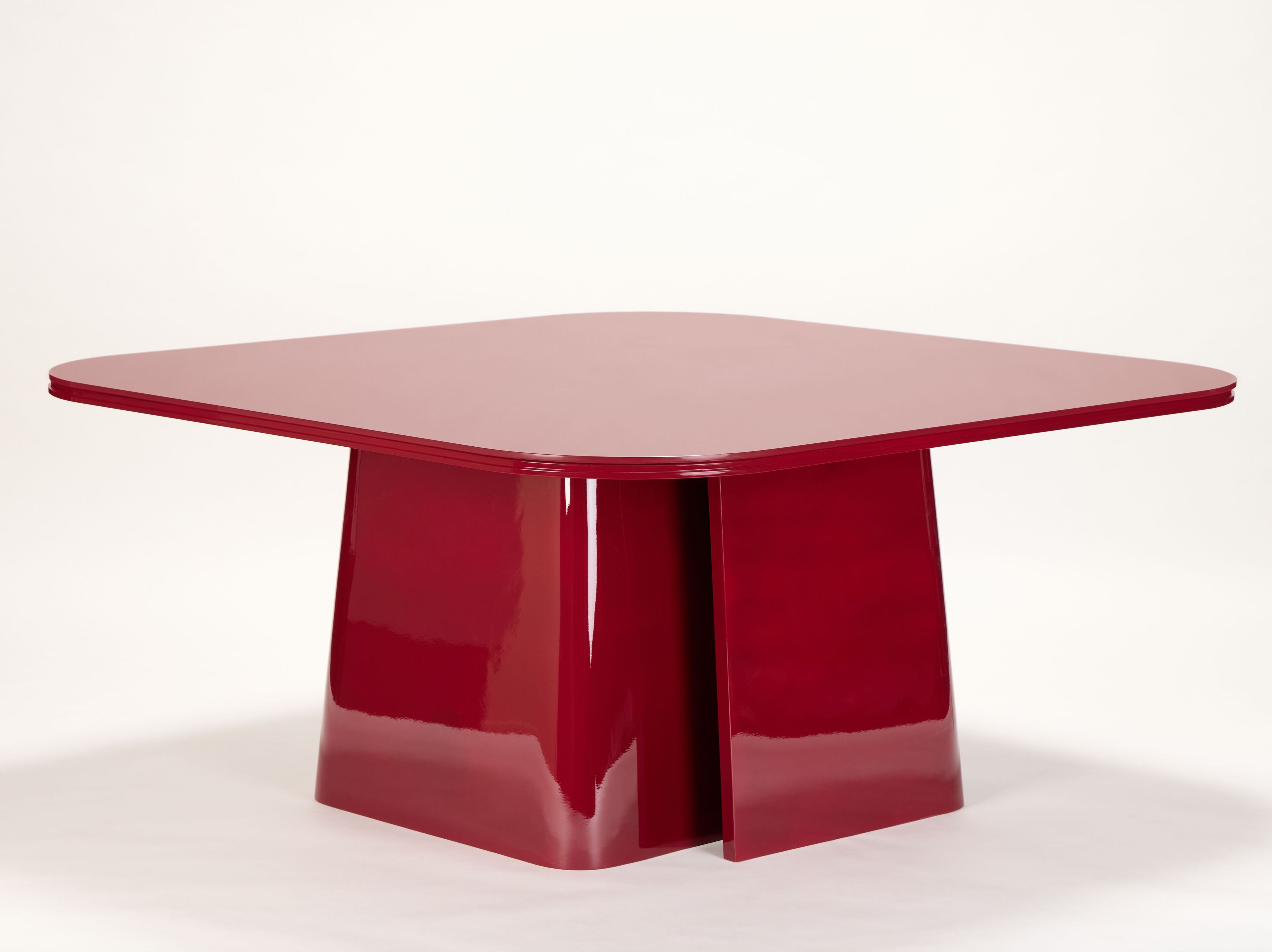 Лакированный деревянный квадратный стол REDA AMALOU DESIGN Limited Edition ARCH-00117561