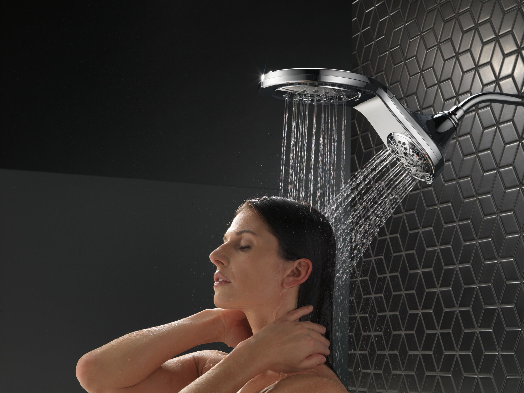 58581-25-PK HydroRain® H2Okinetic® 5-регулировочная душевая лейка два в одном Delta Faucet Universal Showering Хром  - Вид №13