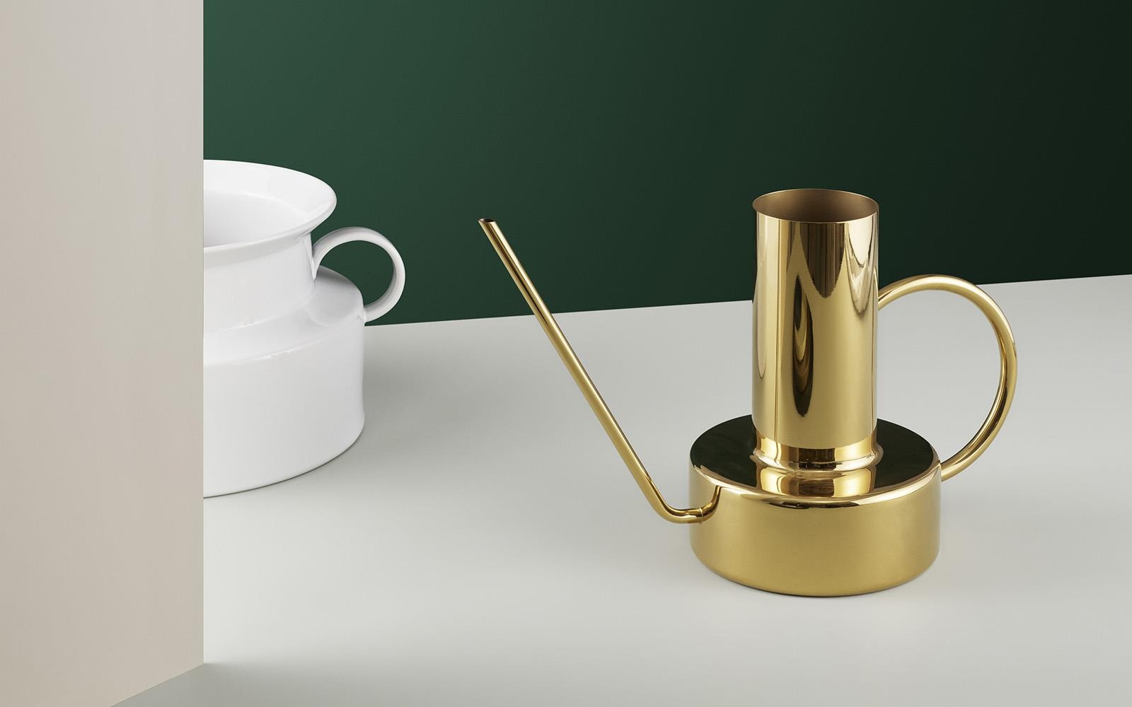 5010040 Лейка Divan 2,5 л латунь Normann Copenhagen  - Вид №1