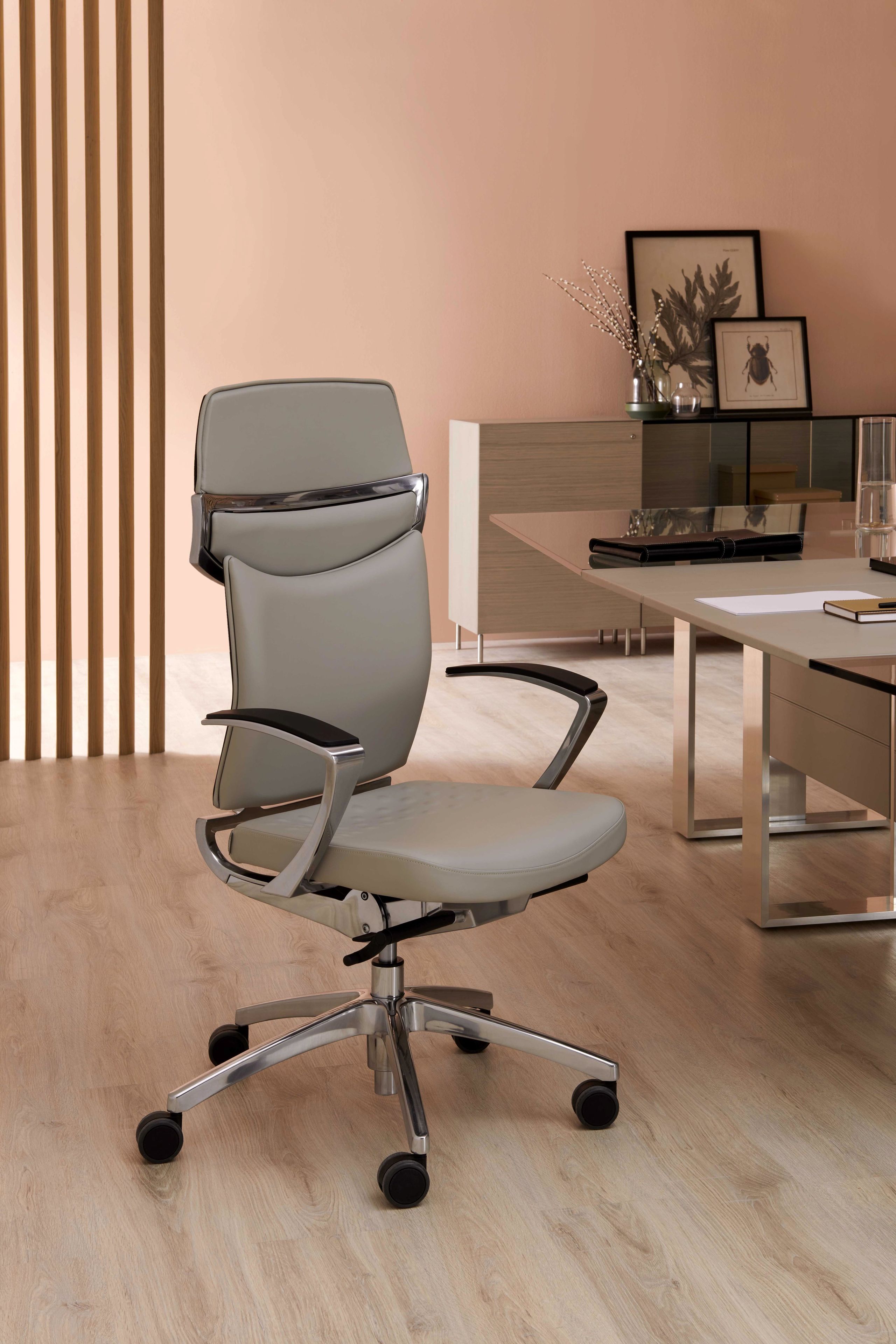 Ткань операционный офисный стул с колесами ESTEL GROUP Uniqa ARCH-00030689 - Вид №1