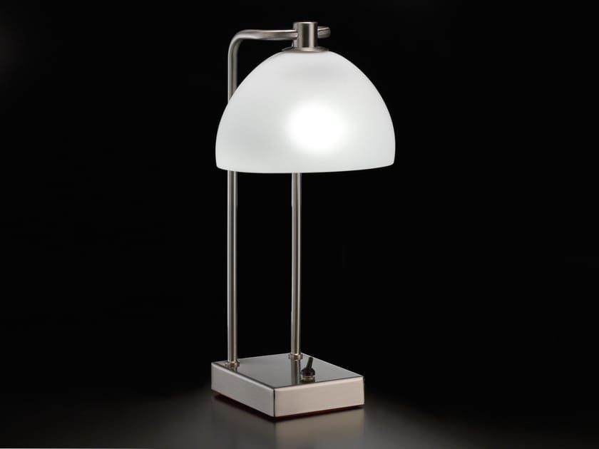 Стеклянная светодиодная настольная лампа Cremasco Illuminazione световые работы ARCH-00003213