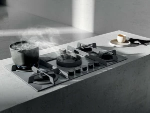 Elica Газовая плита со встроенной вытяжкой Nikolatesla