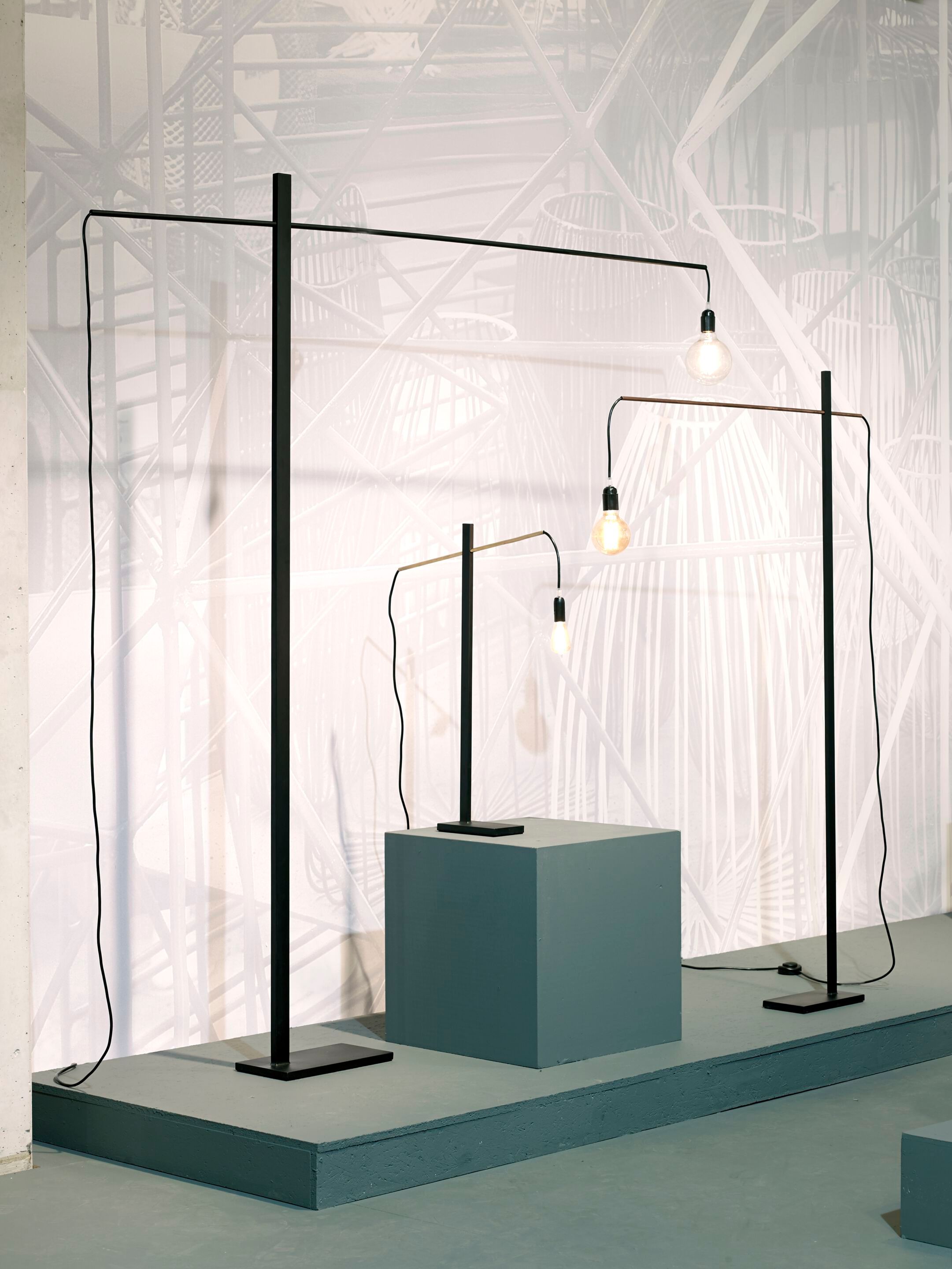 Стальной торшер Serax Metal sculptures ARCH-00116954 - Вид №3