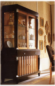 Витрина Heritage J.S. SELVA 7693