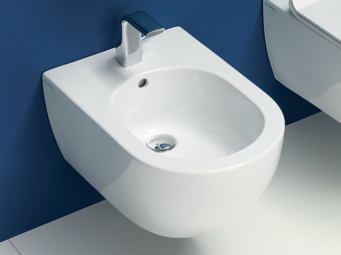 Керамическое подвесное биде Ceramica Flaminia приложение ARCH-00030861 - Вид №1