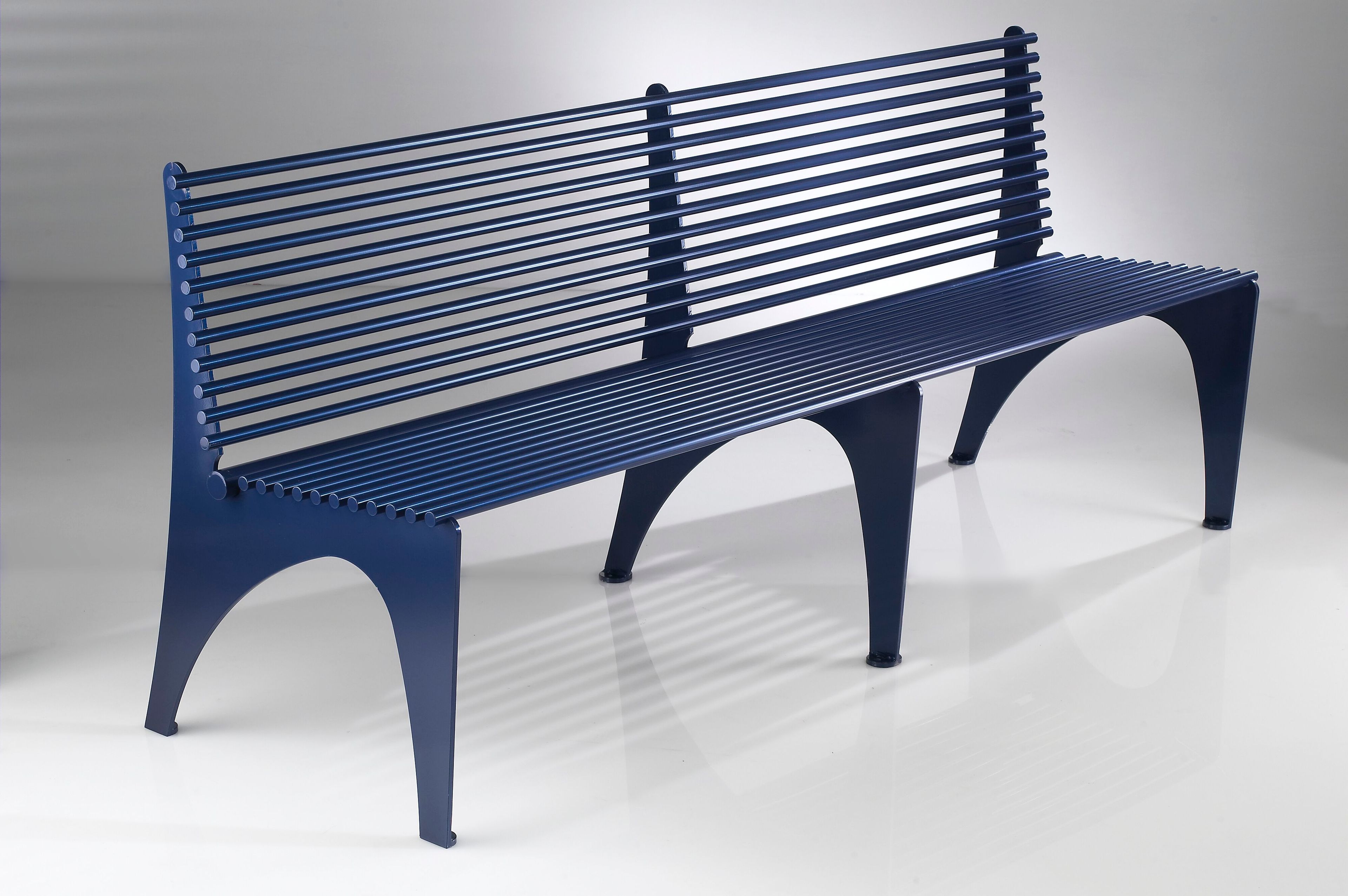 Стальная скамья со спинкой Studio Città концепция ARCH-00083540 - Вид №1
