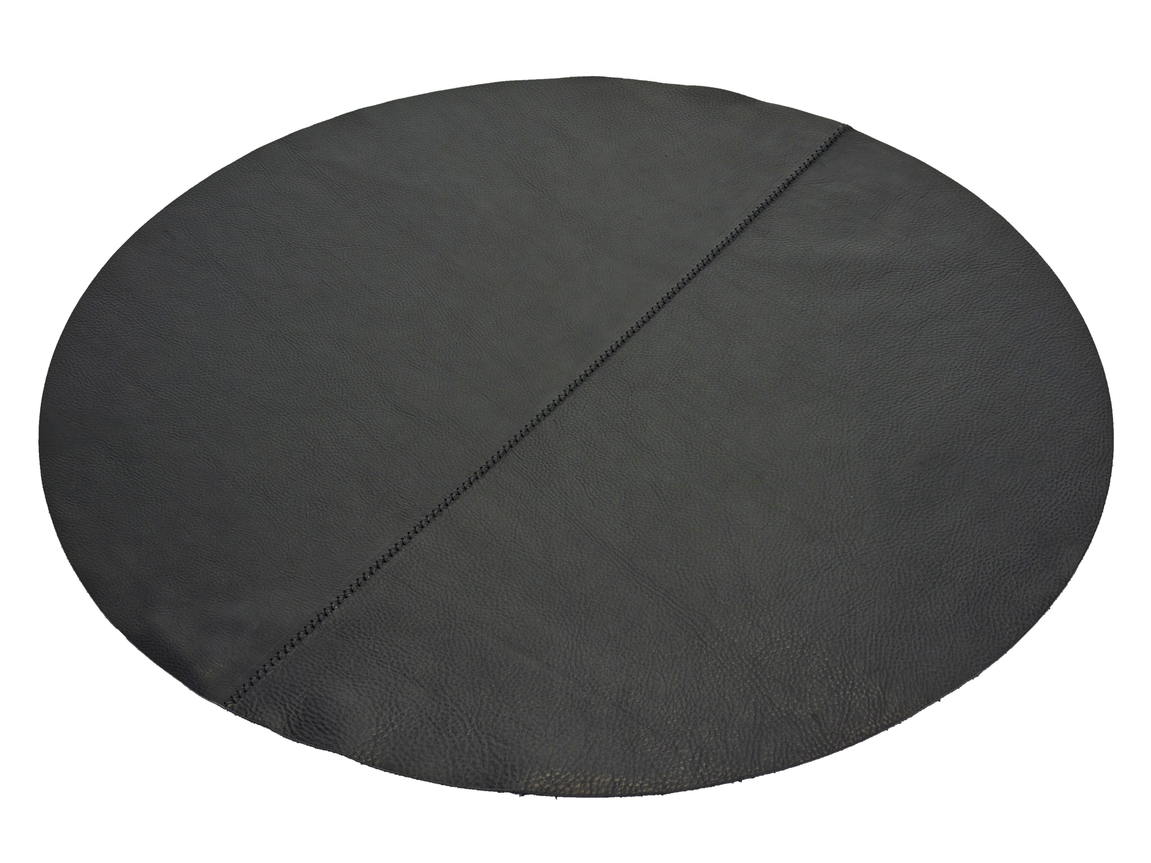 Круглый стальной стол с порошковым покрытием Serax Bea Mombaers Furniture ARCH-00020921