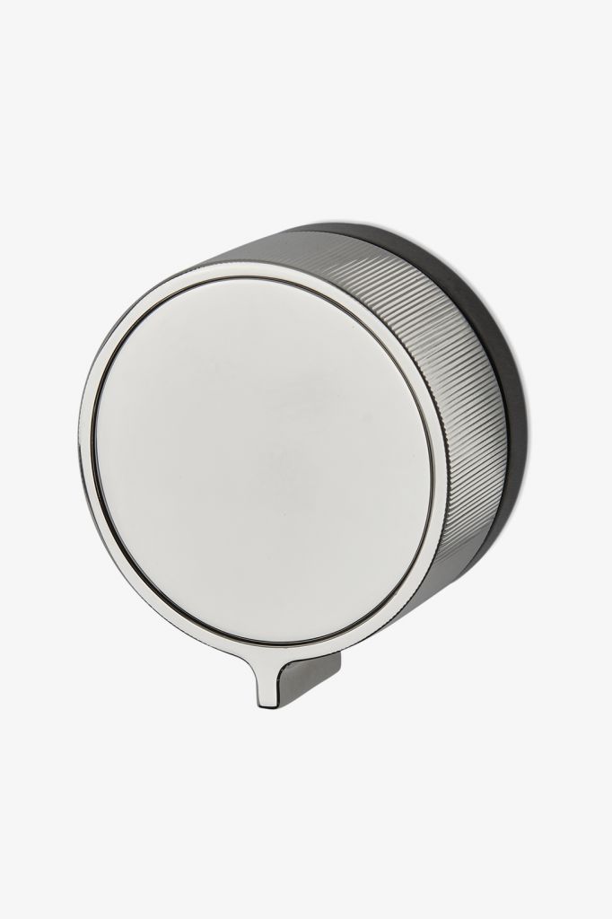 BVC14B Регулятор громкости серии Bond Tandem с двухцветной ручкой с гильошированными линиями Waterworks