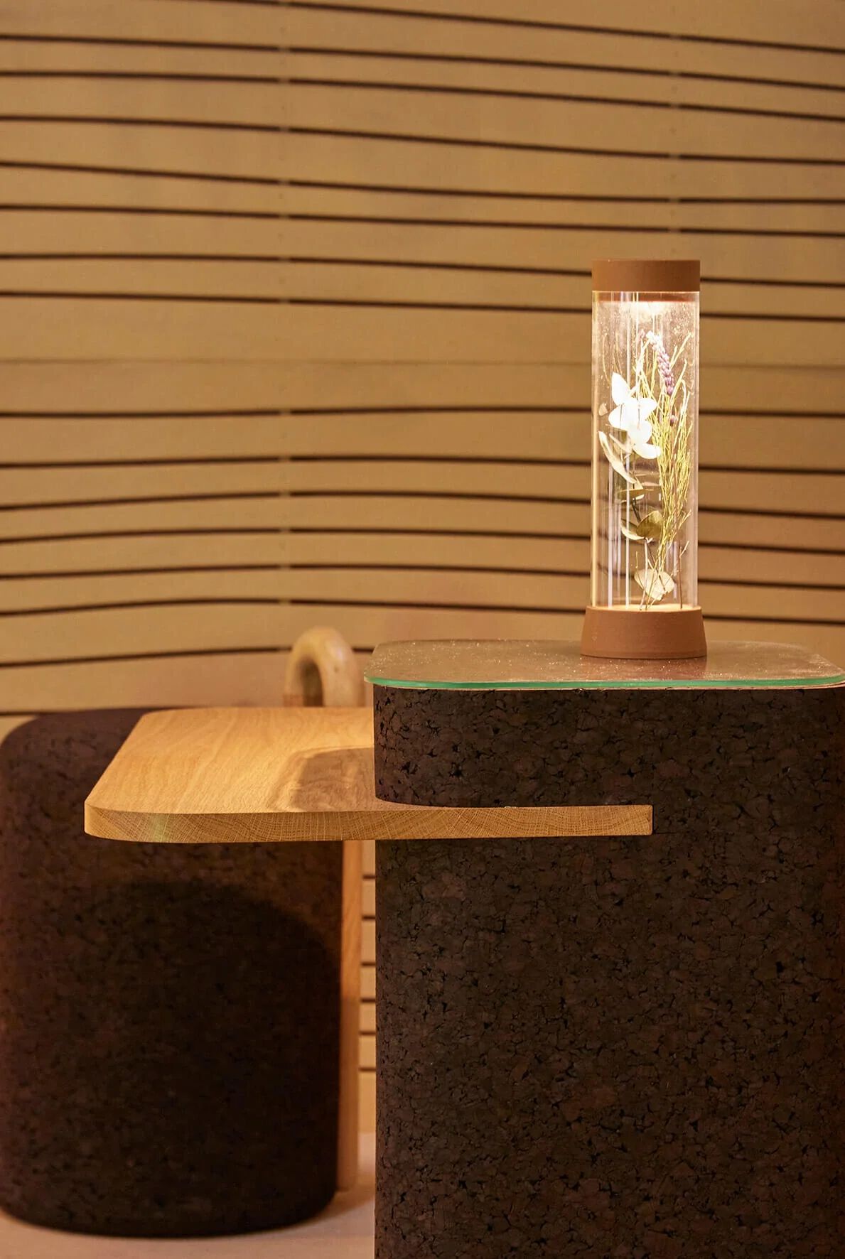 Светодиодная настольная лампа с USB-зарядкой Kaimok освещение ARCH-00138705 - Вид №1