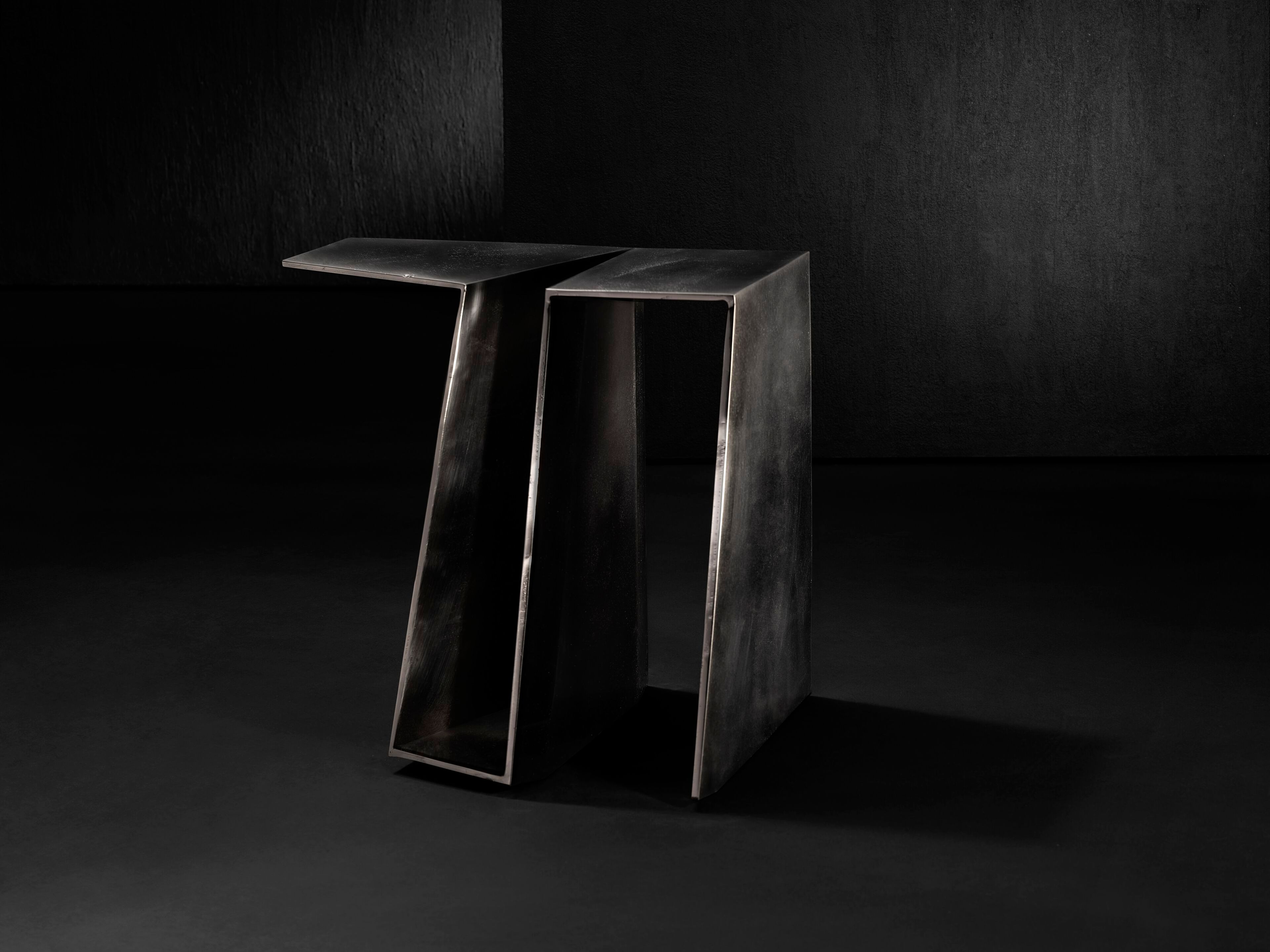 Журнальный столик из олова и камня Henge ORIGAMI ARCH-00109865