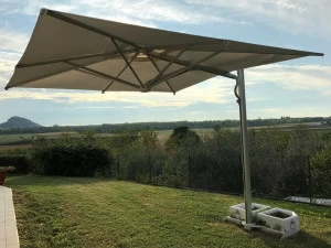 Scolaro Parasol Регулируемый зонтик с боковой стойкой Galaxia Ass