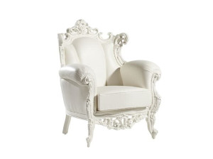 Пенопластовое кресло с подлокотниками