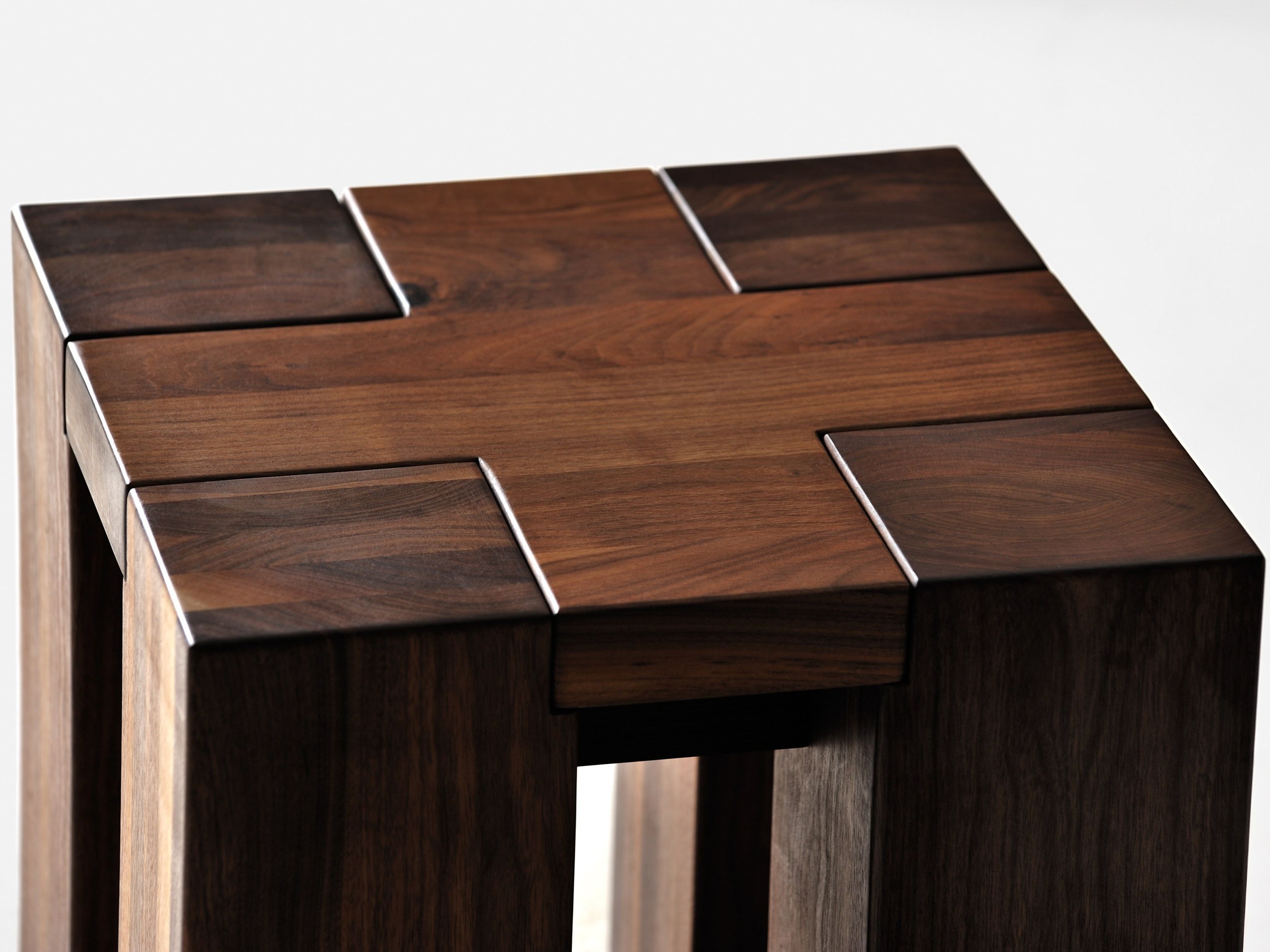 Табурет из массива дерева Vitamin Design Телец ARCH-00023235 - Вид №8