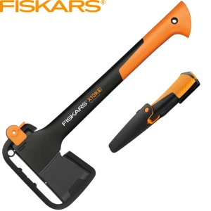 Набор Fiskars топор Х10 и универсальный нож с точилкой
