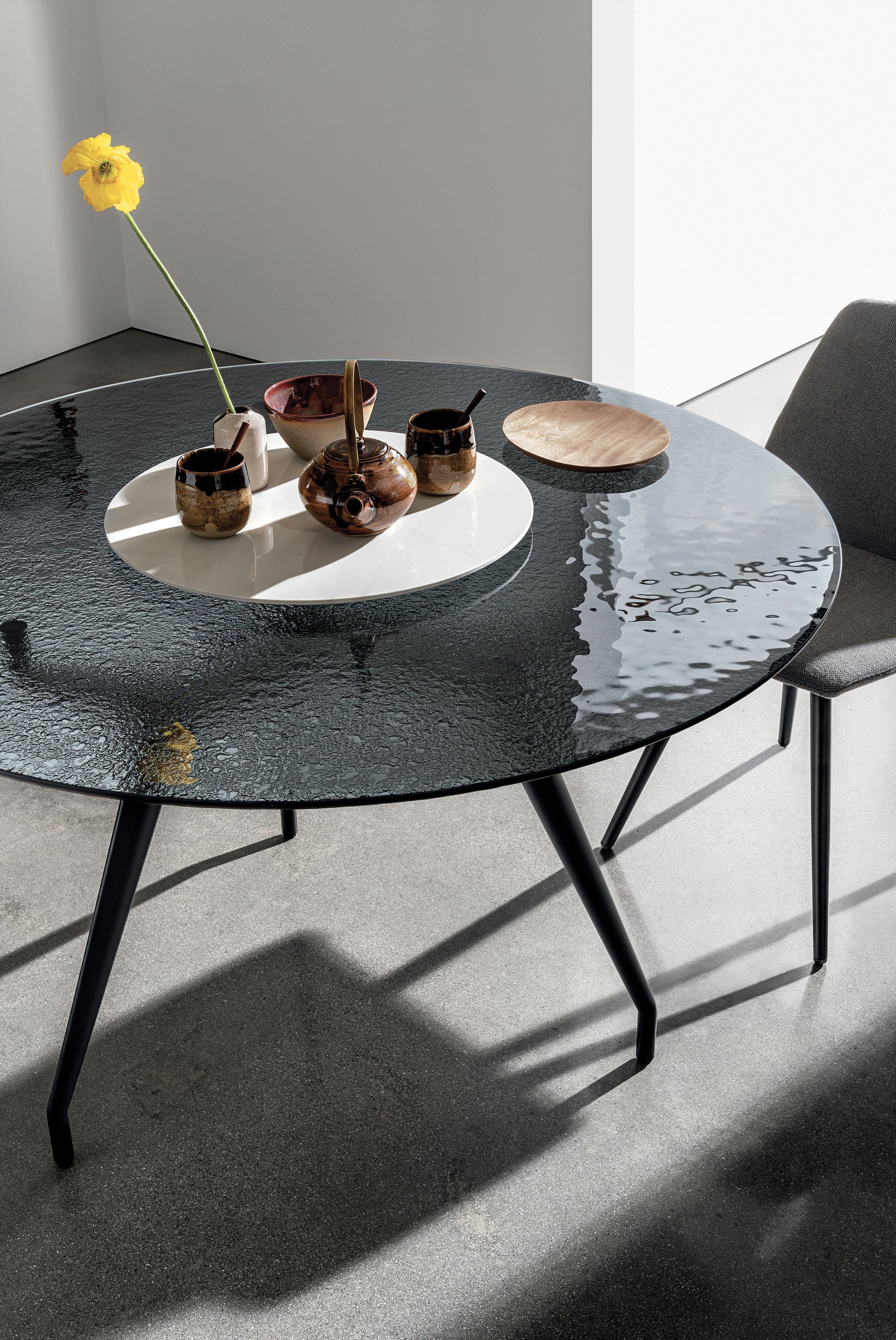 Круглый обеденный стол из алюминия и стекла Sovet Italia Arkos ARCH-00143842 - Вид №6