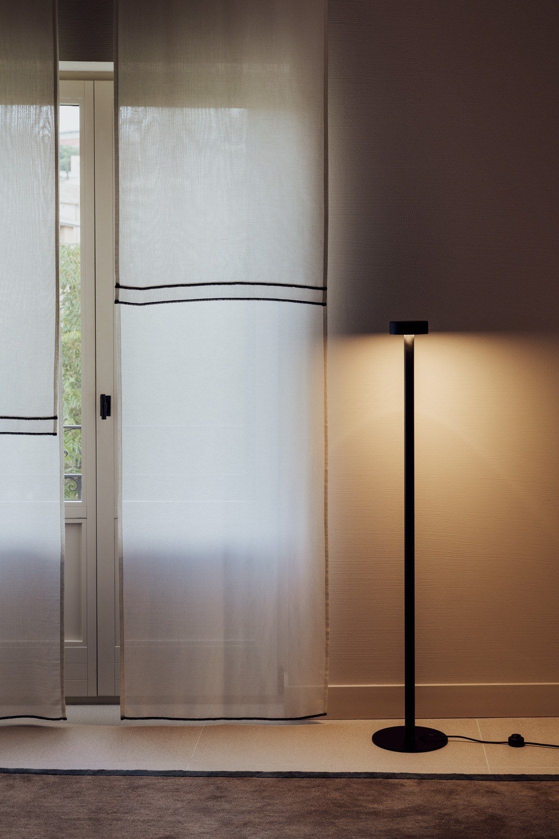 Стальная светодиодная напольная лампа Milan Iluminacion Peak Lane ARCH-00101077 - Вид №2