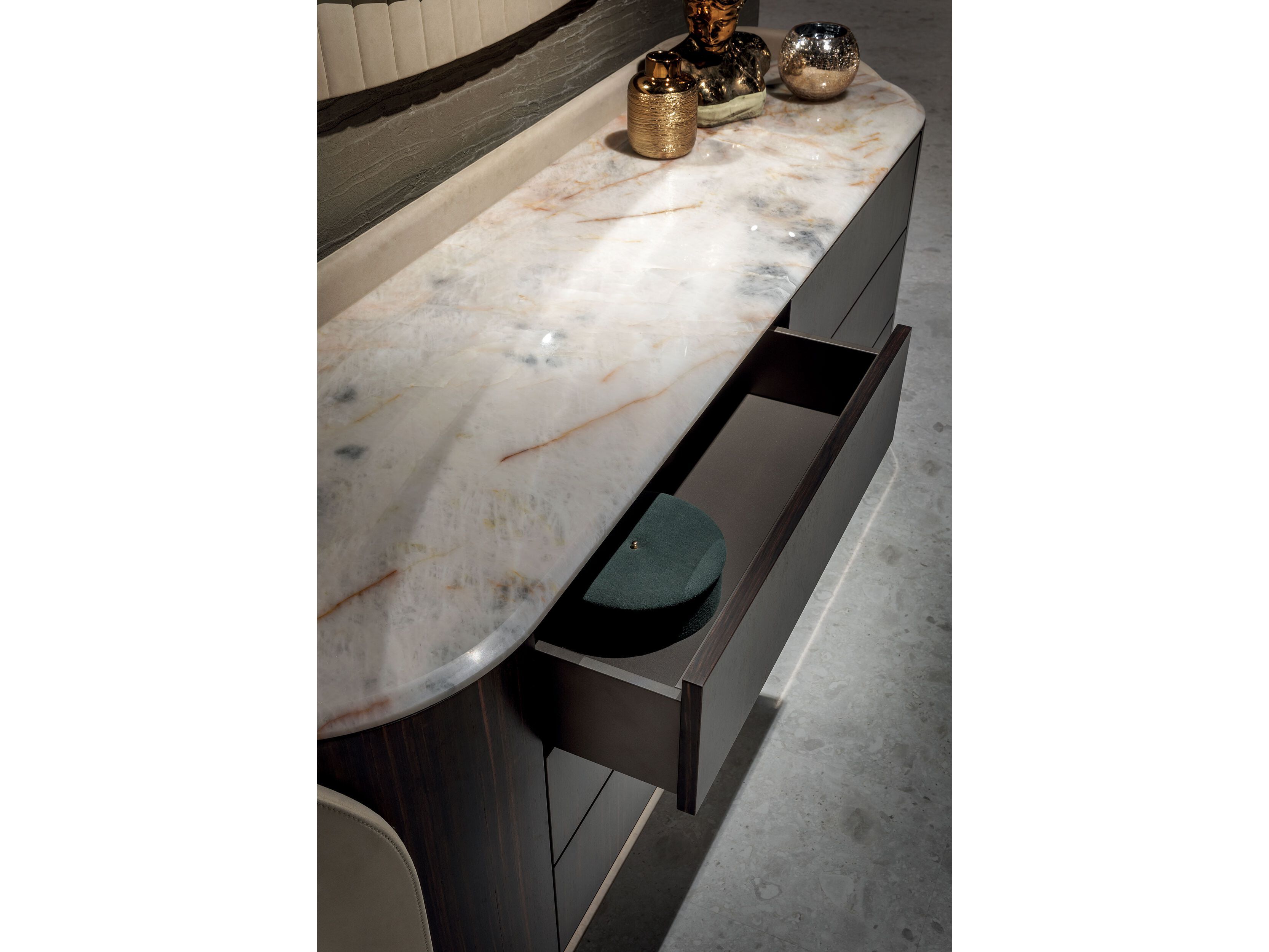 Овальный журнальный столик Longhi Blooming ARCH-00112714 - Вид №1