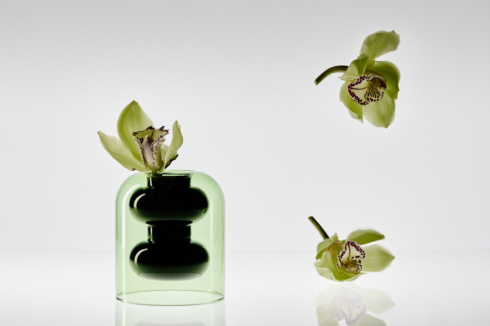 Стеклянная ваза Tom Dixon BUMP SHORT ARCH-00011644 - Вид №1