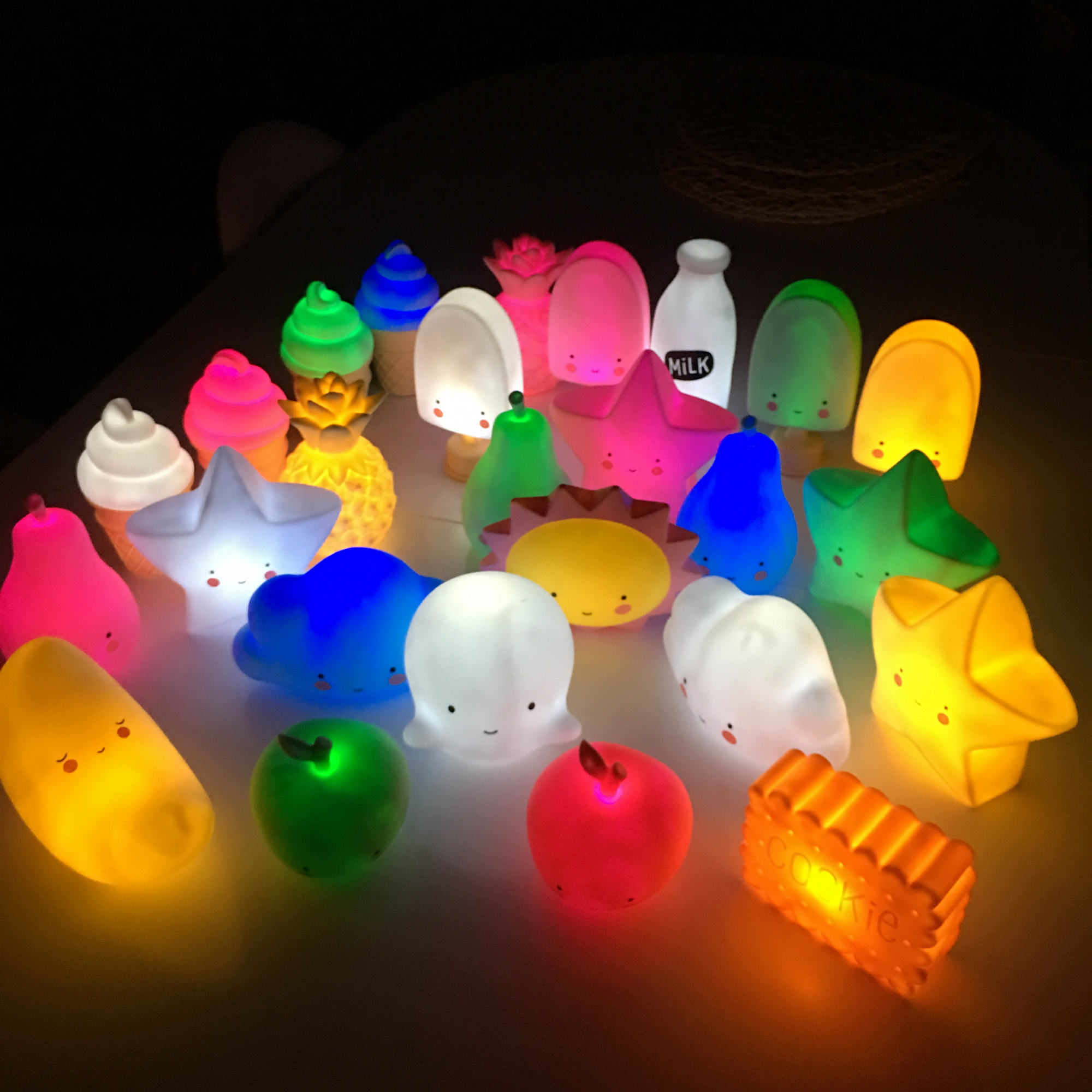 Детский ночник Pink Lolly Ice Cream LITTLE LOVELY COMPANY  281731 Розовый Santreyd  - Вид №3