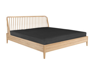 Дубовая двуспальная кровать